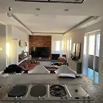 Appartement Private Loft With Rooftop & Jacuzzi In Center Düsseldorf
